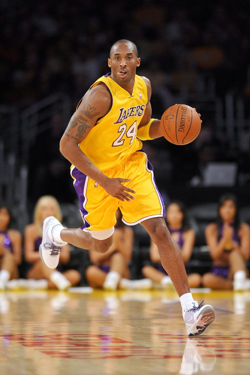 全館屏息 全館屏息